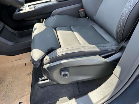 New 2025 Volvo EX90 Ultra image 14