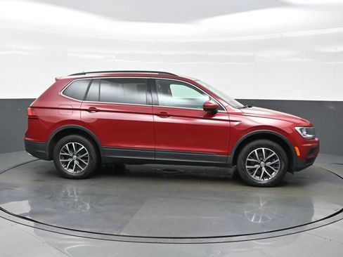 Used 2019 Volkswagen Tiguan SE AWD/4WD image 7