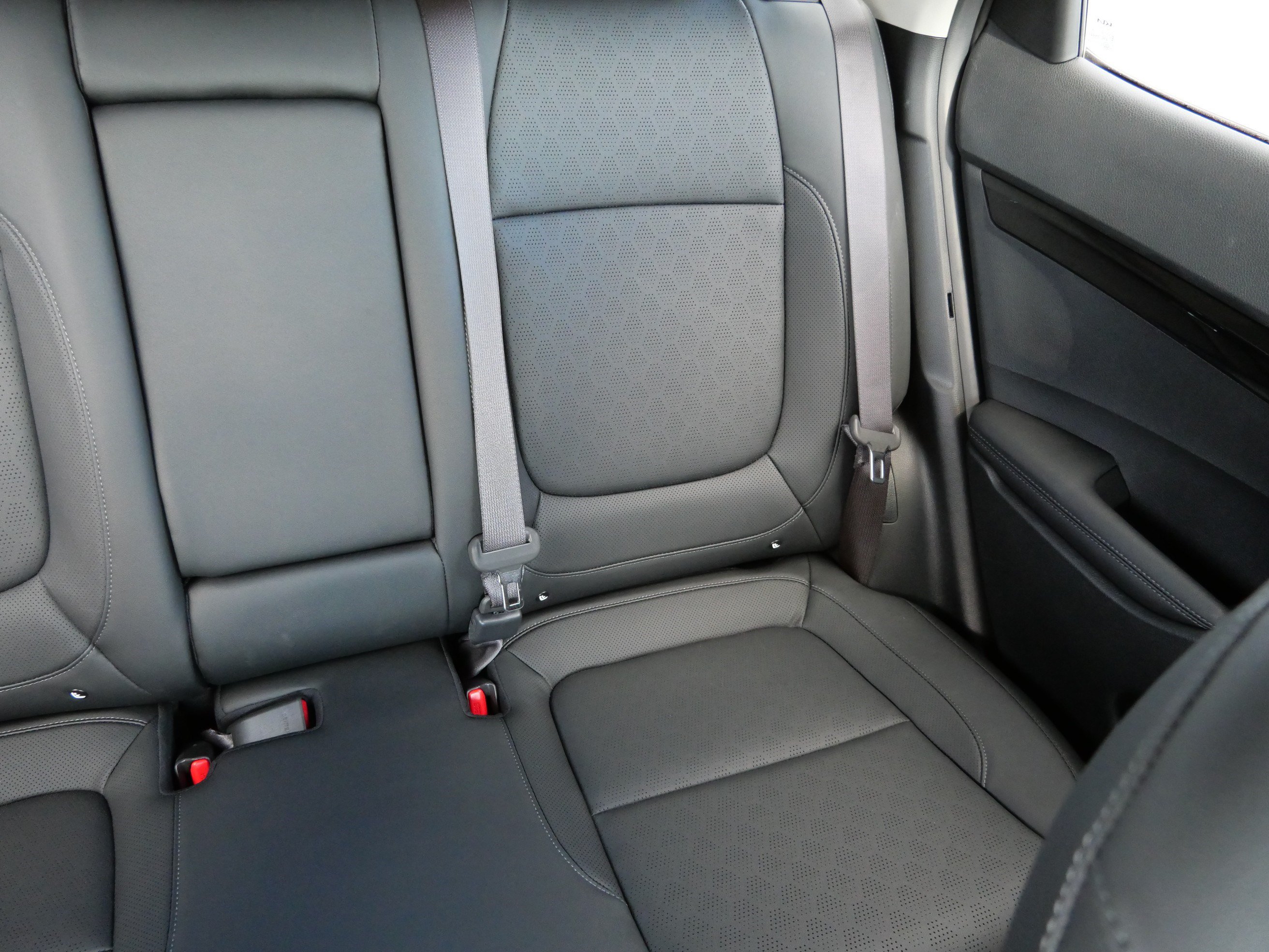 Used 2022 Kia Seltos SX w/ Sunroof Package AWD/4WD image 13