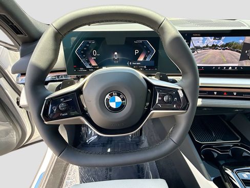 New 2027 BMW 530i w/ Premium Package RWD image 40