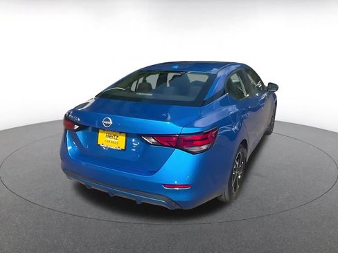 Used 2025 Nissan Sentra SV FWD image 11