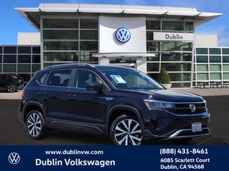 Certified 2023 Volkswagen Taos SE w/ Panoramic Sunroof Package FWD video 1