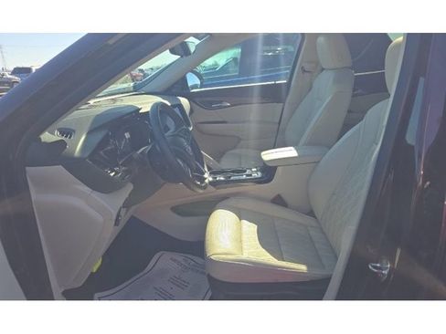 Used 2023 Buick Envision Avenir AWD/4WD image 5