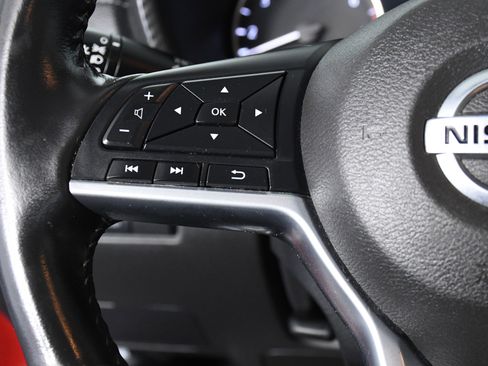 Used 2021 Nissan Sentra SV image 11