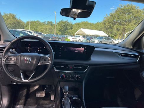 Used 2025 Buick Encore GX Preferred image 27