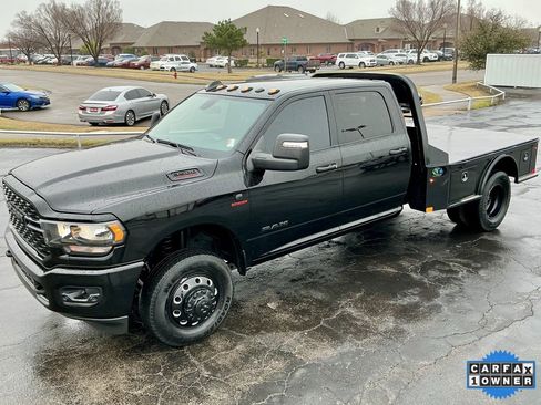 Used 2024 RAM 3500 Big Horn w/ Night Edition image 5