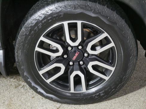 Certified 2022 GMC Sierra 1500 AT4 image 15