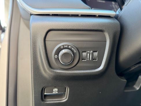 New 2026 Jeep Grand Cherokee Laredo X AWD/4WD image 20
