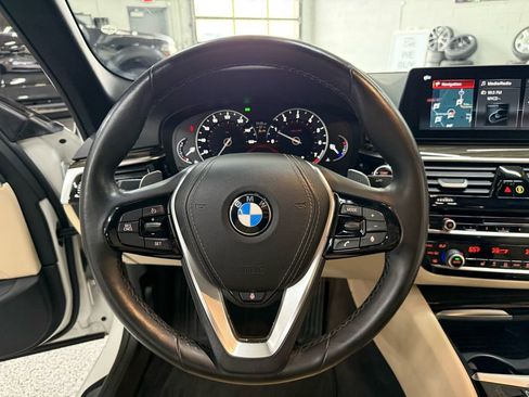 Used 2018 BMW 530i xDrive image 30