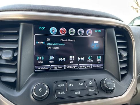 Used 2019 GMC Acadia Denali image 21