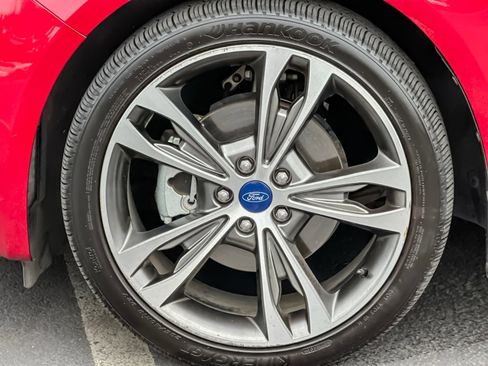 Used 2017 Ford Fusion Titanium FWD image 25