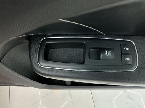 Used 2011 Dodge Charger R/T RWD image 42