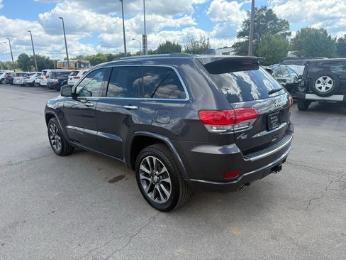 Used 2018 Jeep Grand Cherokee Overland w/ Trailer Tow Group IV image 5