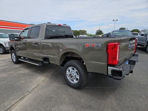New 2026 Ford F350 XLT w/ FX4 Off-Road Package AWD/4WD image 8