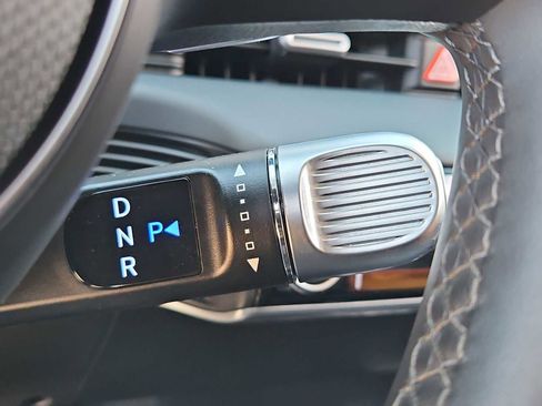 Used 2024 Hyundai Ioniq 5 SEL image 32