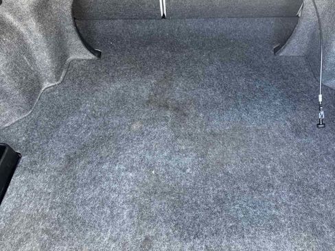 Used 2011 Toyota Camry image 15