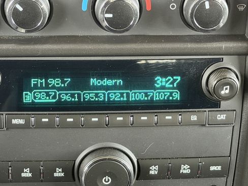 Used 2024 Chevrolet Express 2500 w/ Driver Convenience Package image 23