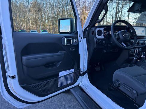 New 2026 Jeep Wrangler Sport S image 21