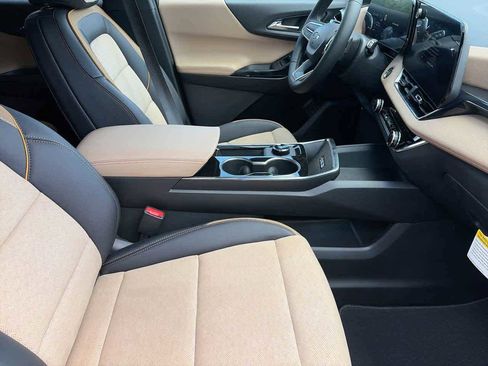 New 2026 Chevrolet Equinox ACTIV AWD/4WD image 10