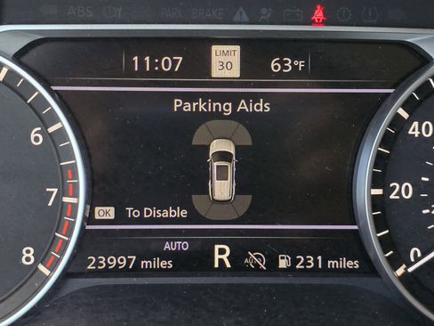 Used 2024 Nissan Pathfinder SL AWD/4WD image 19