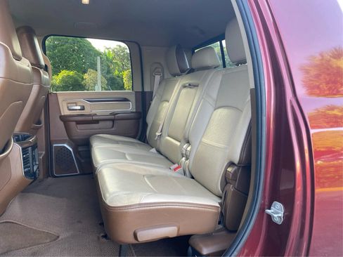 Used 2022 RAM 3500 Laramie w/ Chrome Appearance Group AWD/4WD image 10