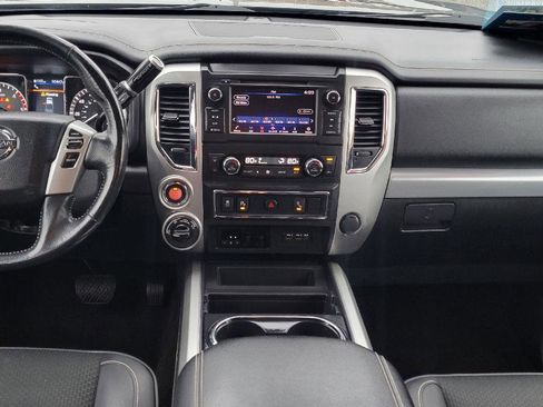 Used 2019 Nissan Titan PRO-4X w/ Pro-4x Utility Package image 4