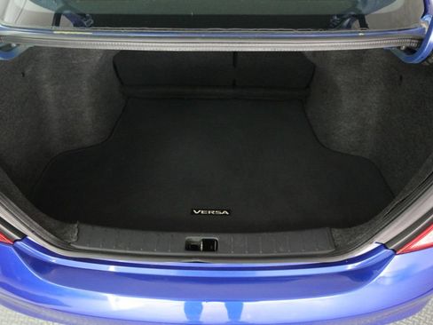 Used 2013 Nissan Versa SV w/ Convenience Pkg FWD image 25