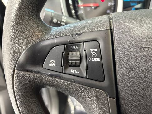 Used 2016 Chevrolet Equinox LS FWD image 13