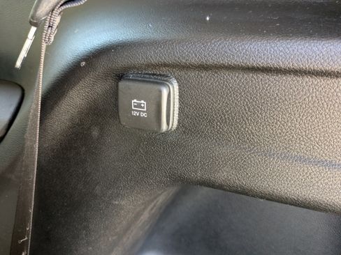 Used 2022 Jeep Grand Cherokee L Limited image 12