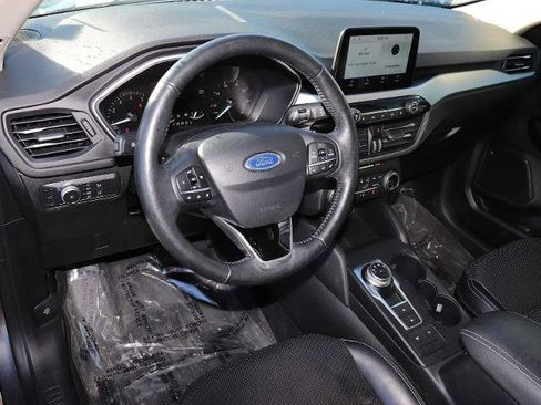 Certified 2020 Ford Escape SEL image 2