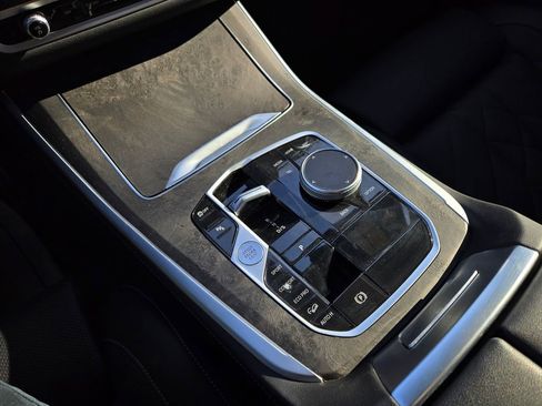 Used 2024 BMW X5 xDrive40i w/ M Sport Package image 24