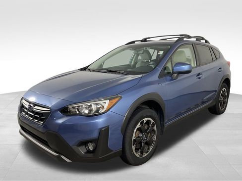 Used 2021 Subaru Crosstrek 2.0i Premium w/ Moonroof Package AWD/4WD image 4