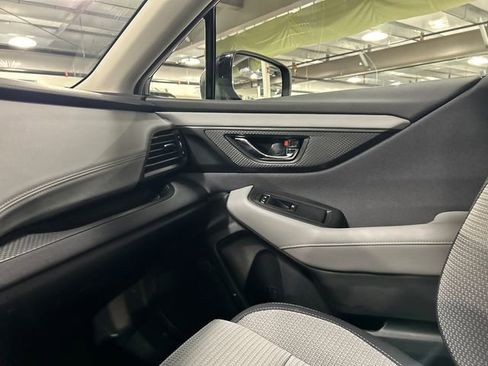 Used 2023 Subaru Outback Premium image 21