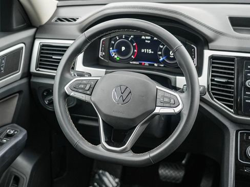 Certified 2022 Volkswagen Atlas SE AWD/4WD image 15