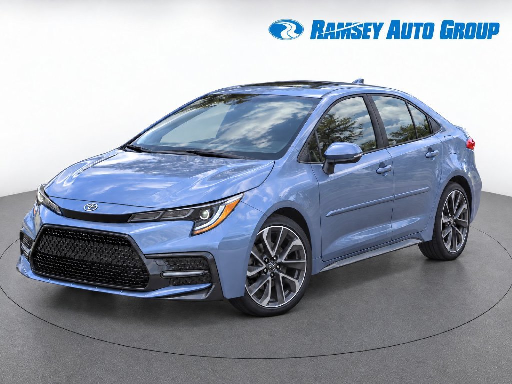 Used 2021 Toyota Corolla SE w/ SE Premium Package FWD image 2