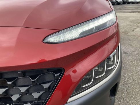Used 2022 Hyundai Kona Limited FWD image 10