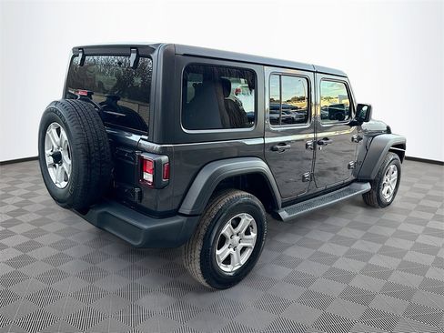 Used 2021 Jeep Wrangler Unlimited Sport S image 6
