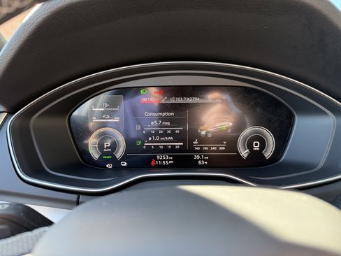 Used 2023 Audi Q5 e Premium Plus w/ Premium Plus Package image 18