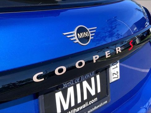 Certified 2025 MINI Cooper S image 33