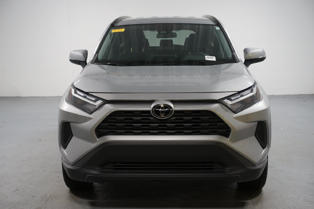 Certified 2025 Toyota RAV4 XLE FWD image 2