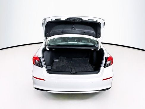 Used 2022 Honda Civic Touring image 27