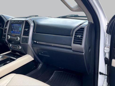 Used 2021 Ford Expedition Max Platinum RWD image 19