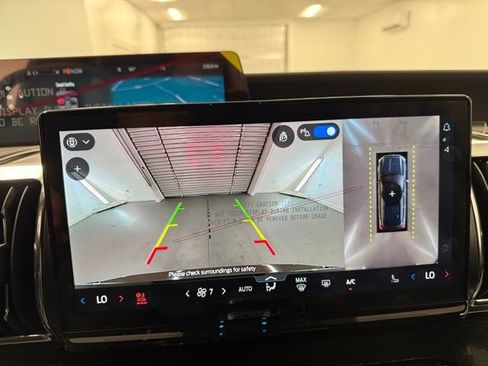 New 2026 Ford Expedition Platinum image 23