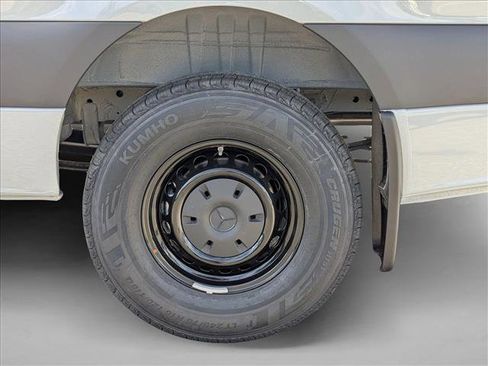 New 2026 Mercedes-Benz Sprinter 2500 image 9