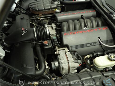 Used 2001 Chevrolet Corvette Grand Sport w/ Preferred Equipment Group2 RWD image 3