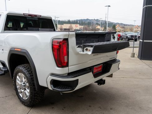 Used 2020 GMC Sierra 2500 Denali w/ Denali Ultimate Package image 36