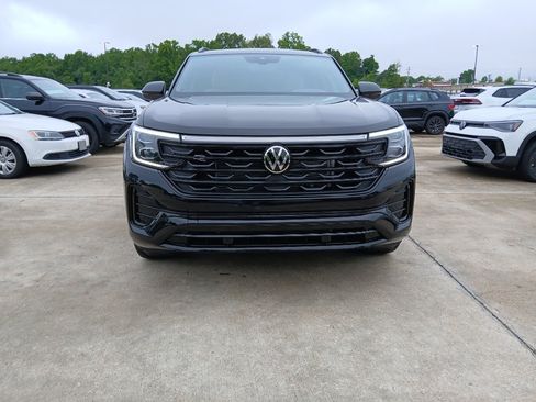 New 2026 Volkswagen Atlas Cross Sport SEL R-Line AWD/4WD image 8