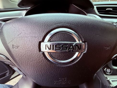 Used 2019 Nissan Murano SV w/ Premium Package image 19