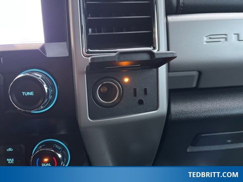 Used 2021 Ford F250 Lariat image 37