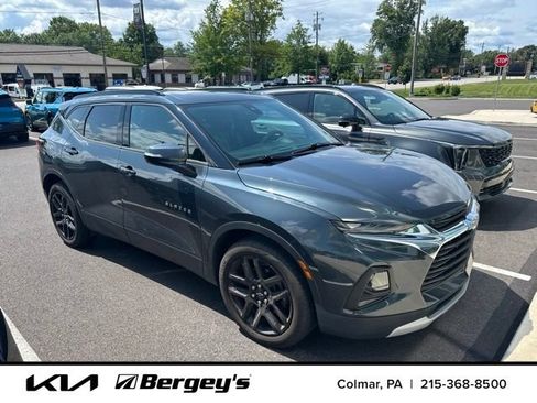 Used 2020 Chevrolet Blazer LT w/ Sound & Technology Package AWD/4WD image 3